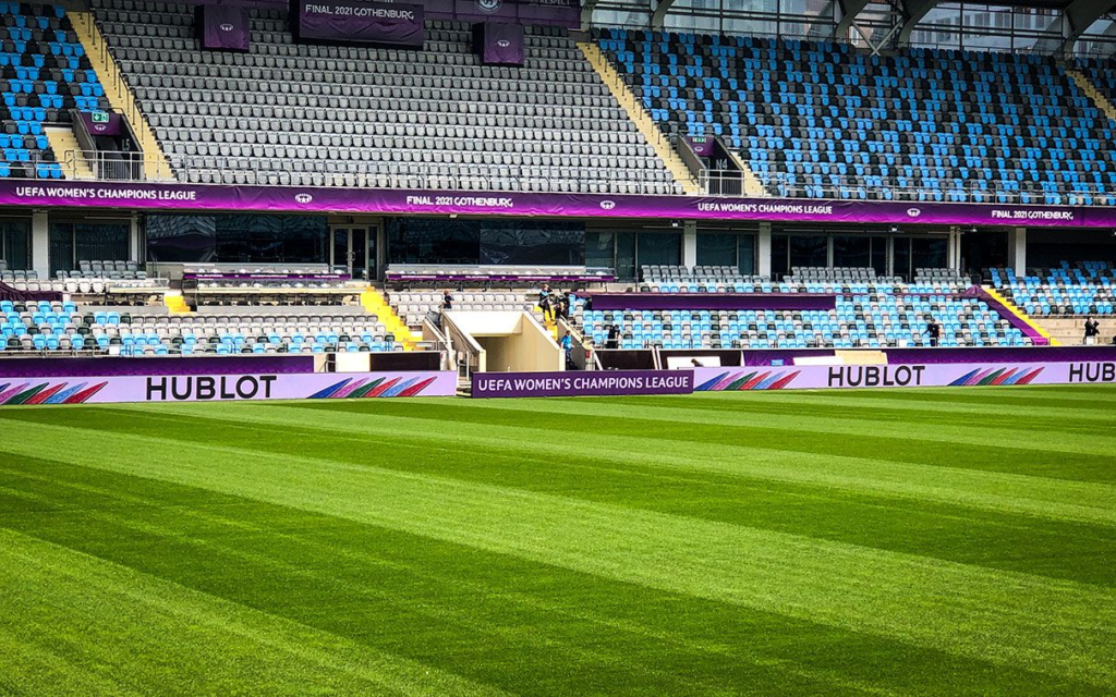 2020 VO1000d burnley turf moor 06